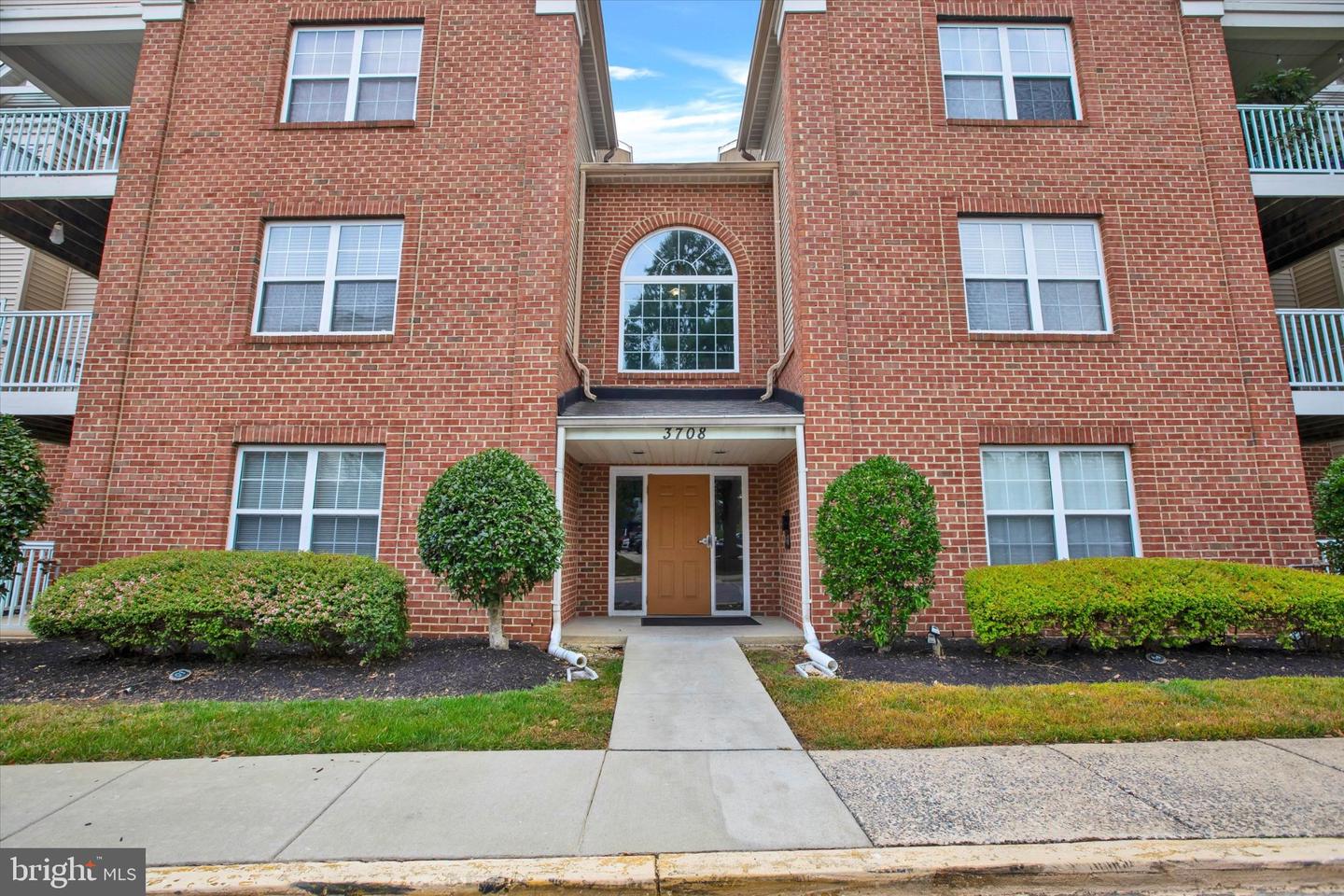 3708 Excalibur Ct #201 — photo