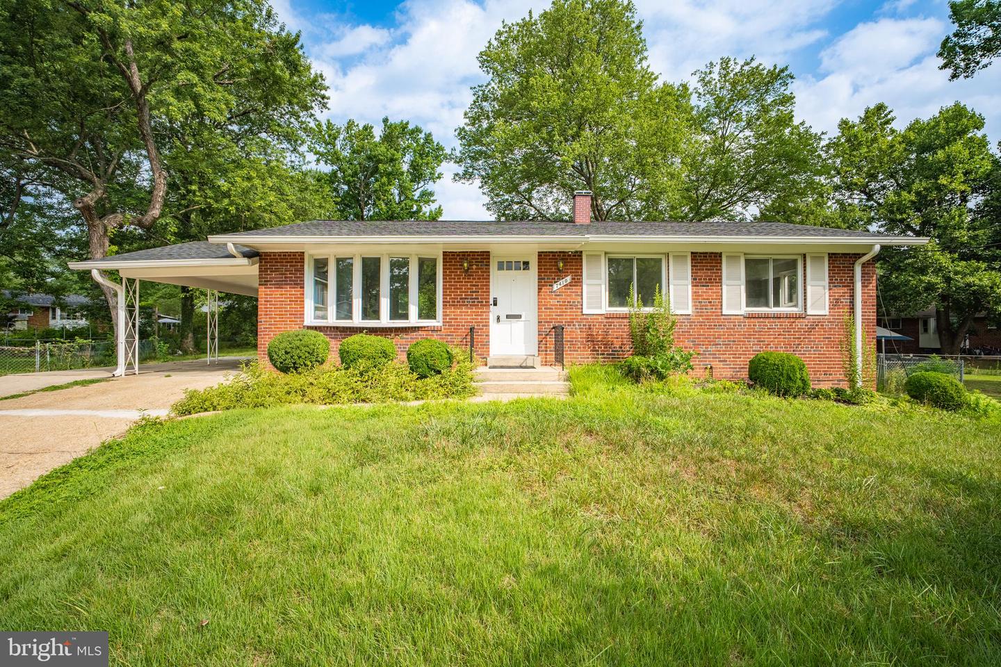 7410 Baylor Ave — photo