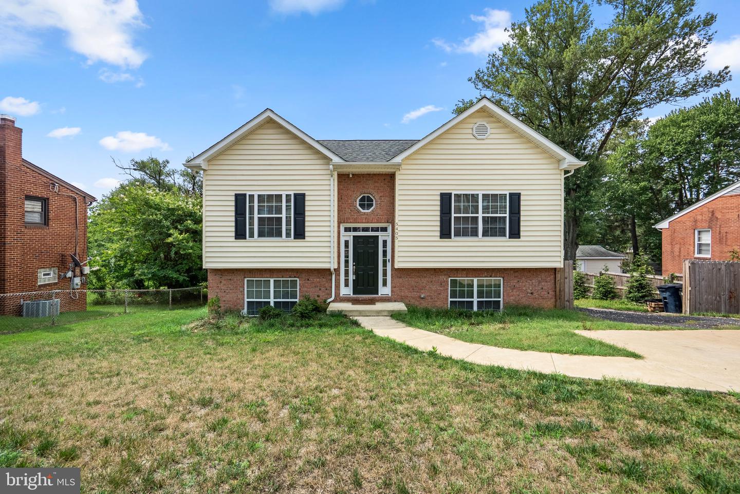 5405 Auth Rd — photo
