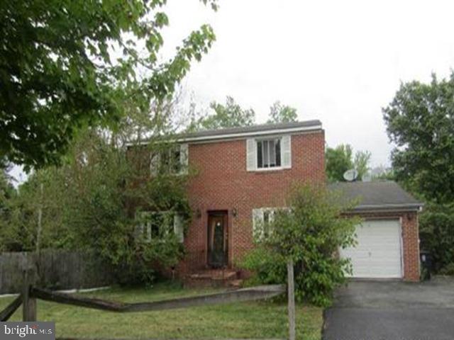 4700 Megan Dr — photo