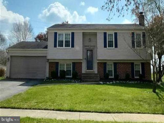 9512 Grandhaven Ave — photo