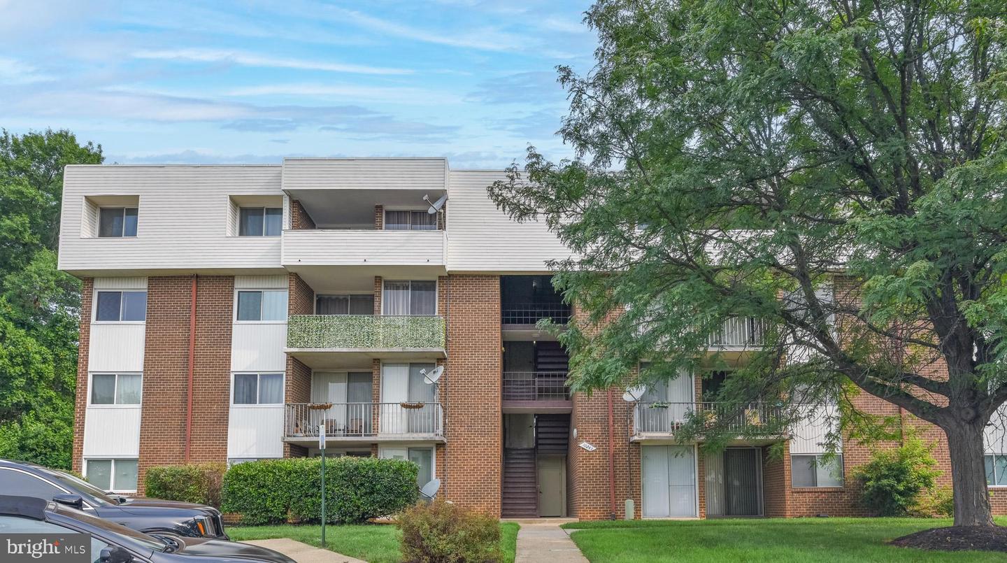 10243 Prince Pl #28-306 — photo