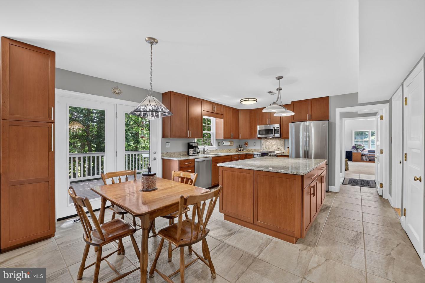 16351 Tanyard Rd — photo