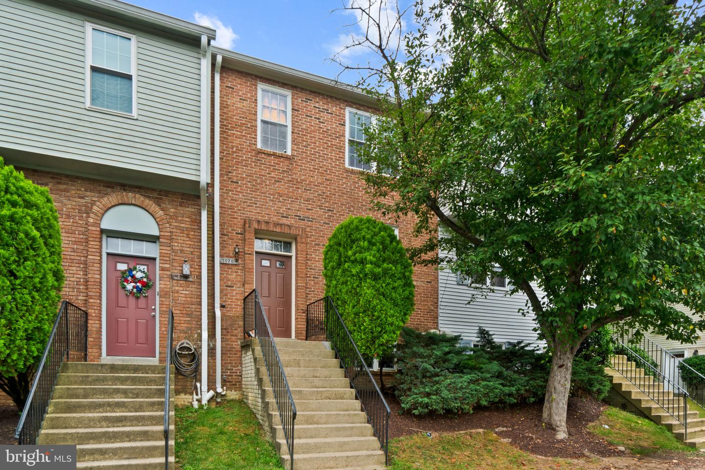 1020 West Ct #10 — photo