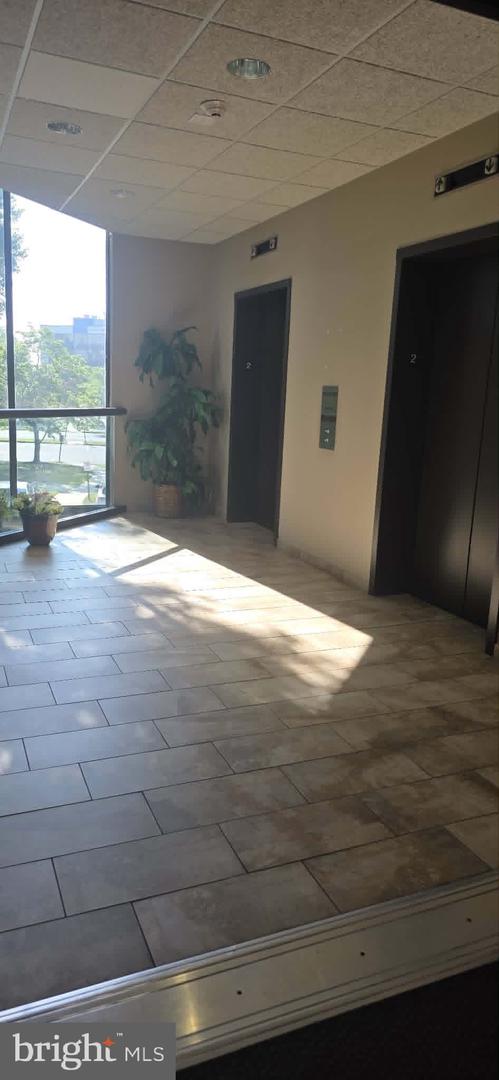 8101 Sandy Spring Rd — photo