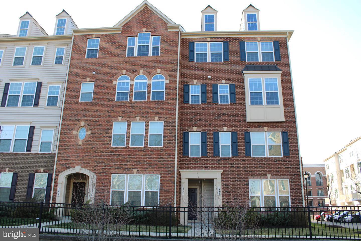 5221 Sable Ct #307B — photo