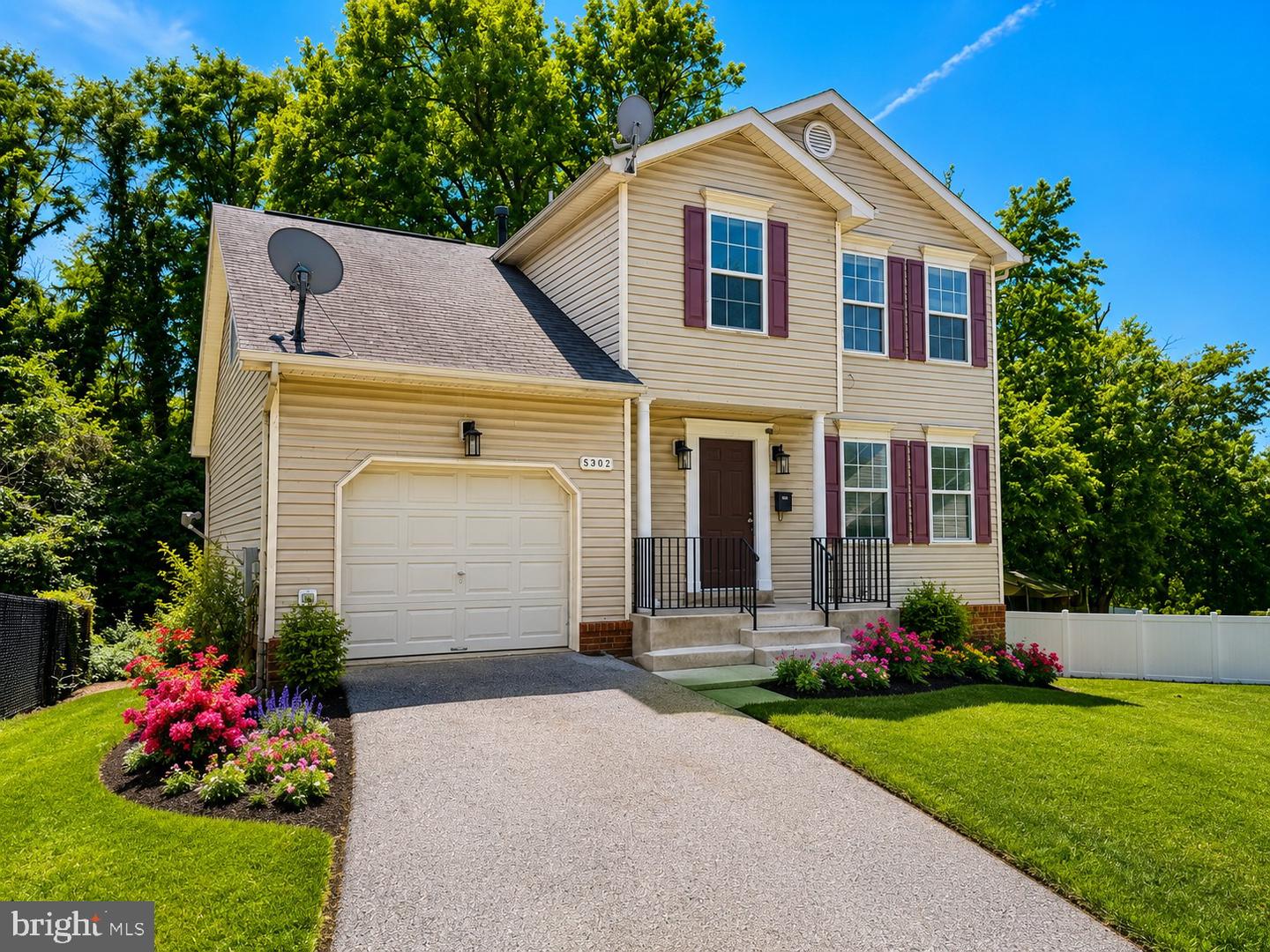 5302 76th, Lanham, MD 20706 — photo 2