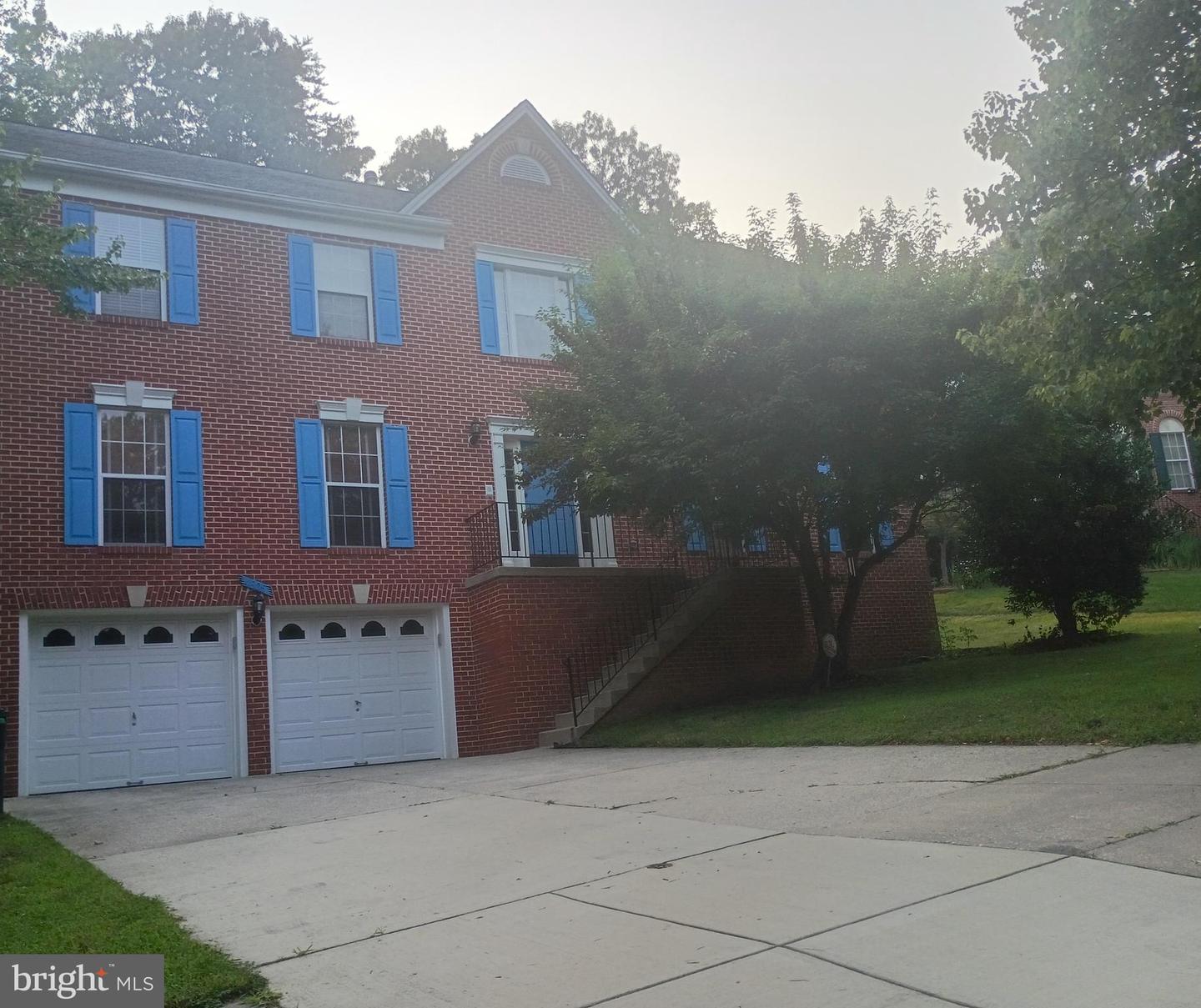 4805 Ashford Pl — photo