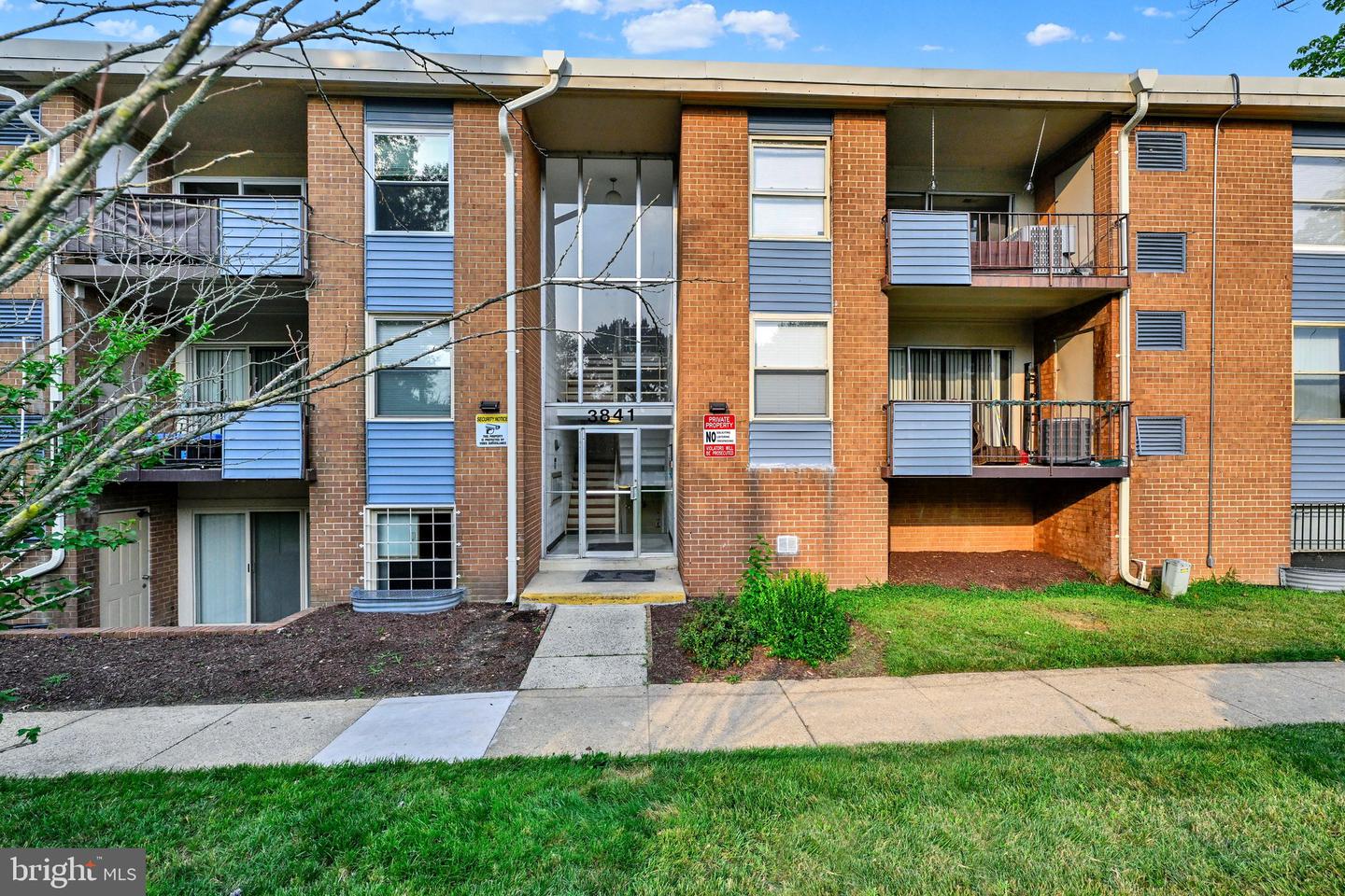 3841 Saint Barnabas #201 — photo