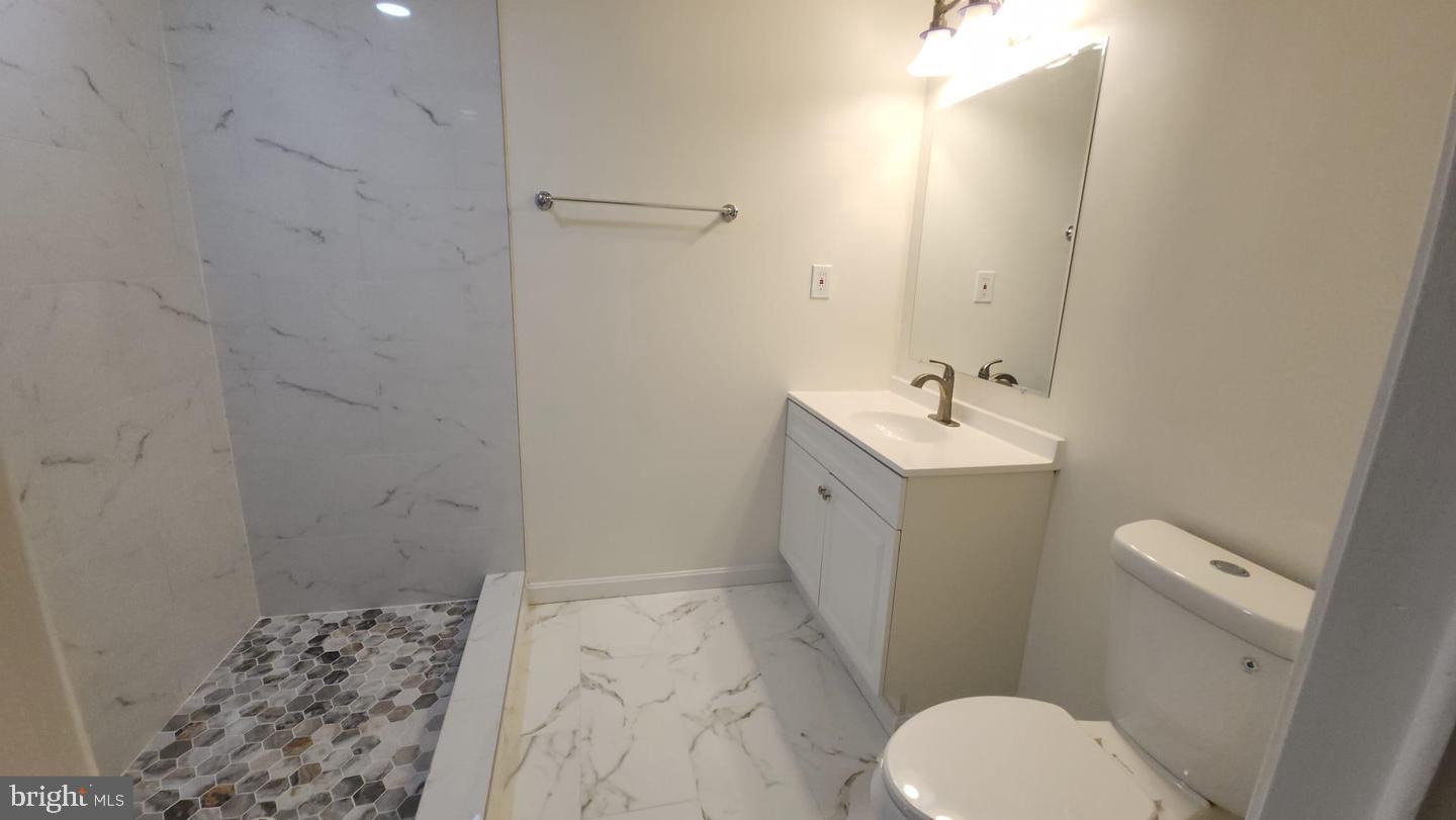 12411 Thompson Rd — photo
