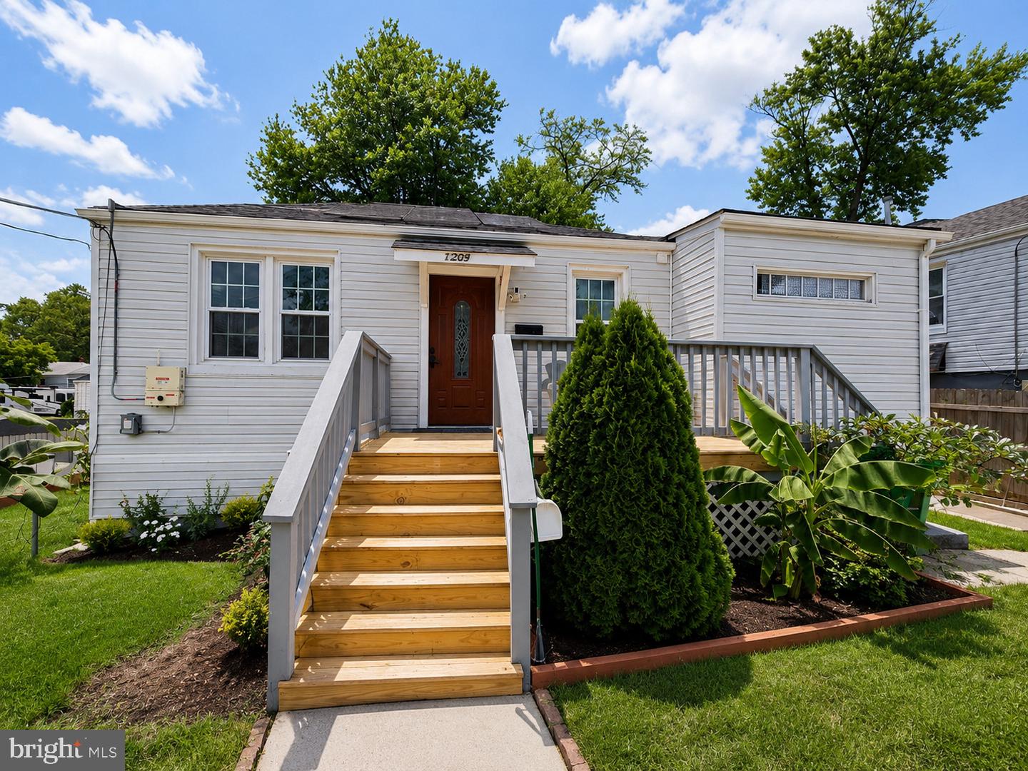 1209 Chapel Oaks Dr — photo