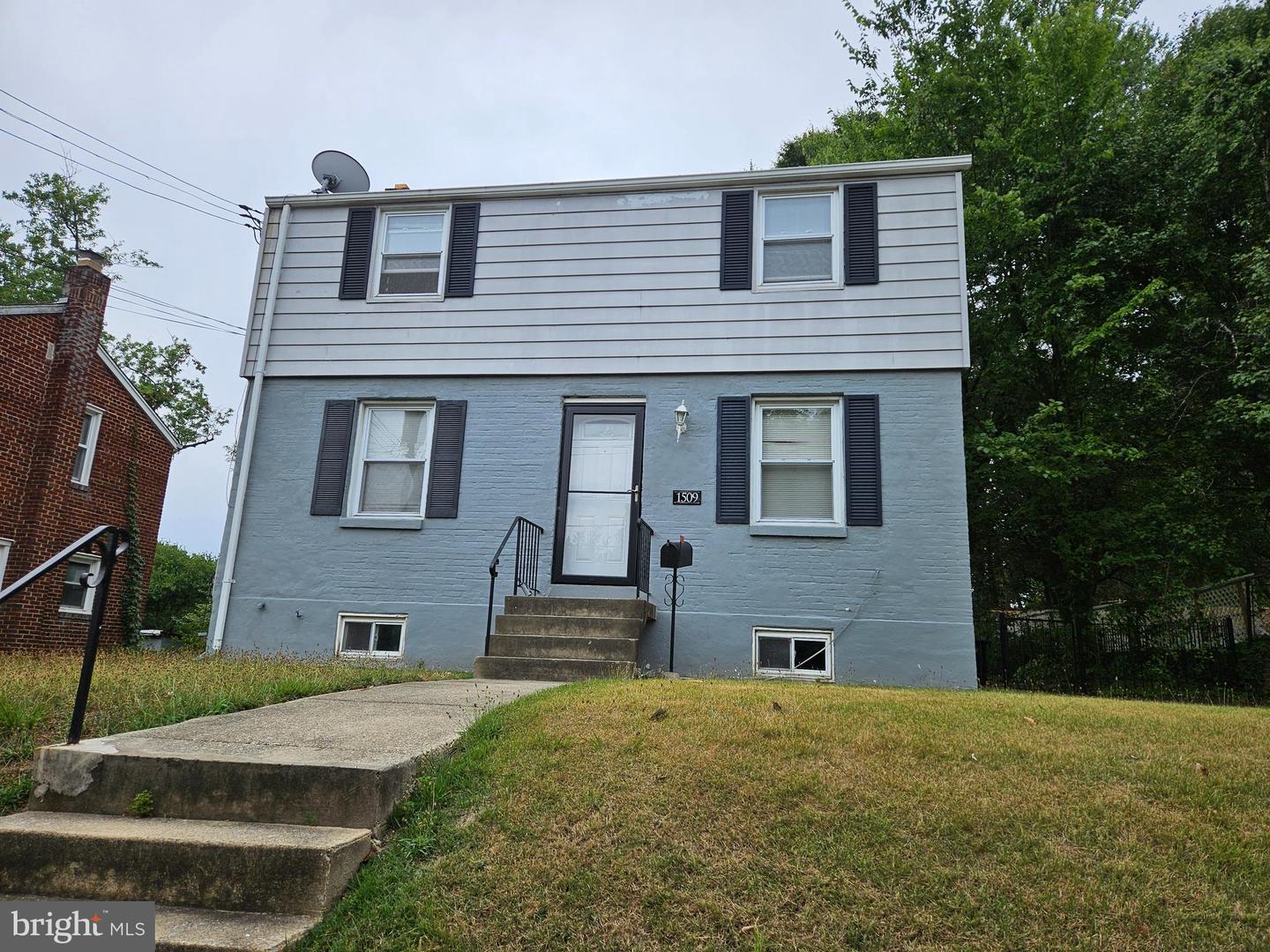 1509 Jefferson St — photo