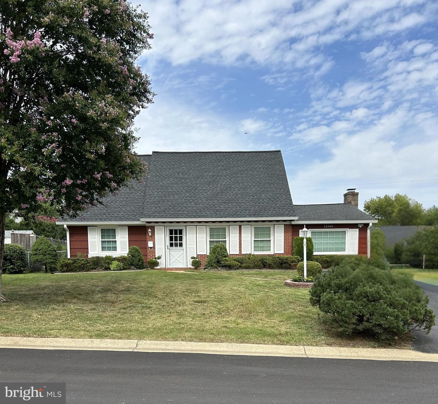 12504 Saber Ln — photo