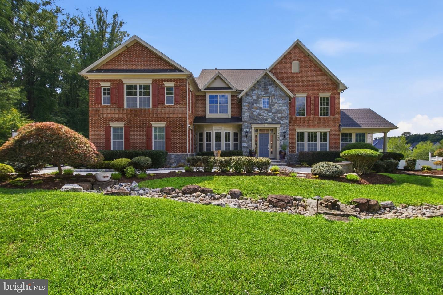 2405 Turngate Ct — photo