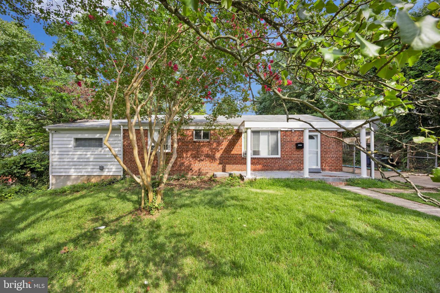 3307 Rutgers St — photo