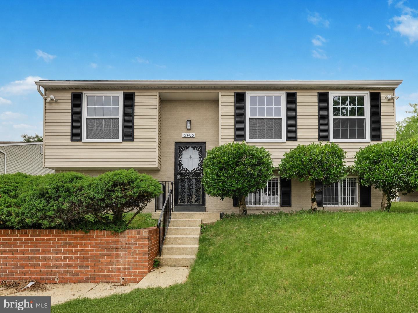 5405 Truoc Ct — photo
