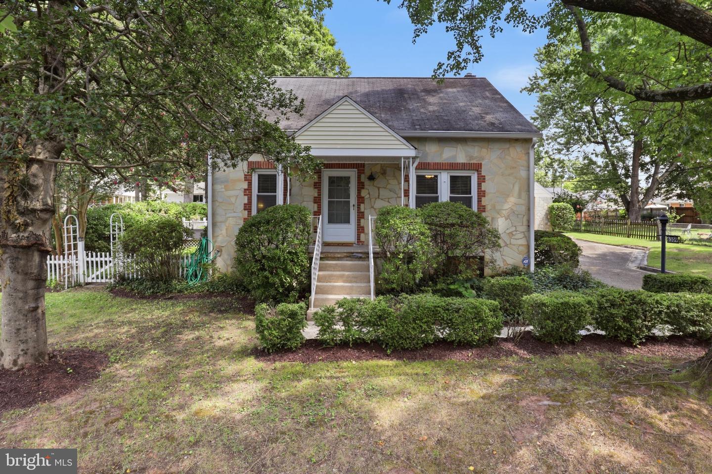 6309 Naval Ave — photo