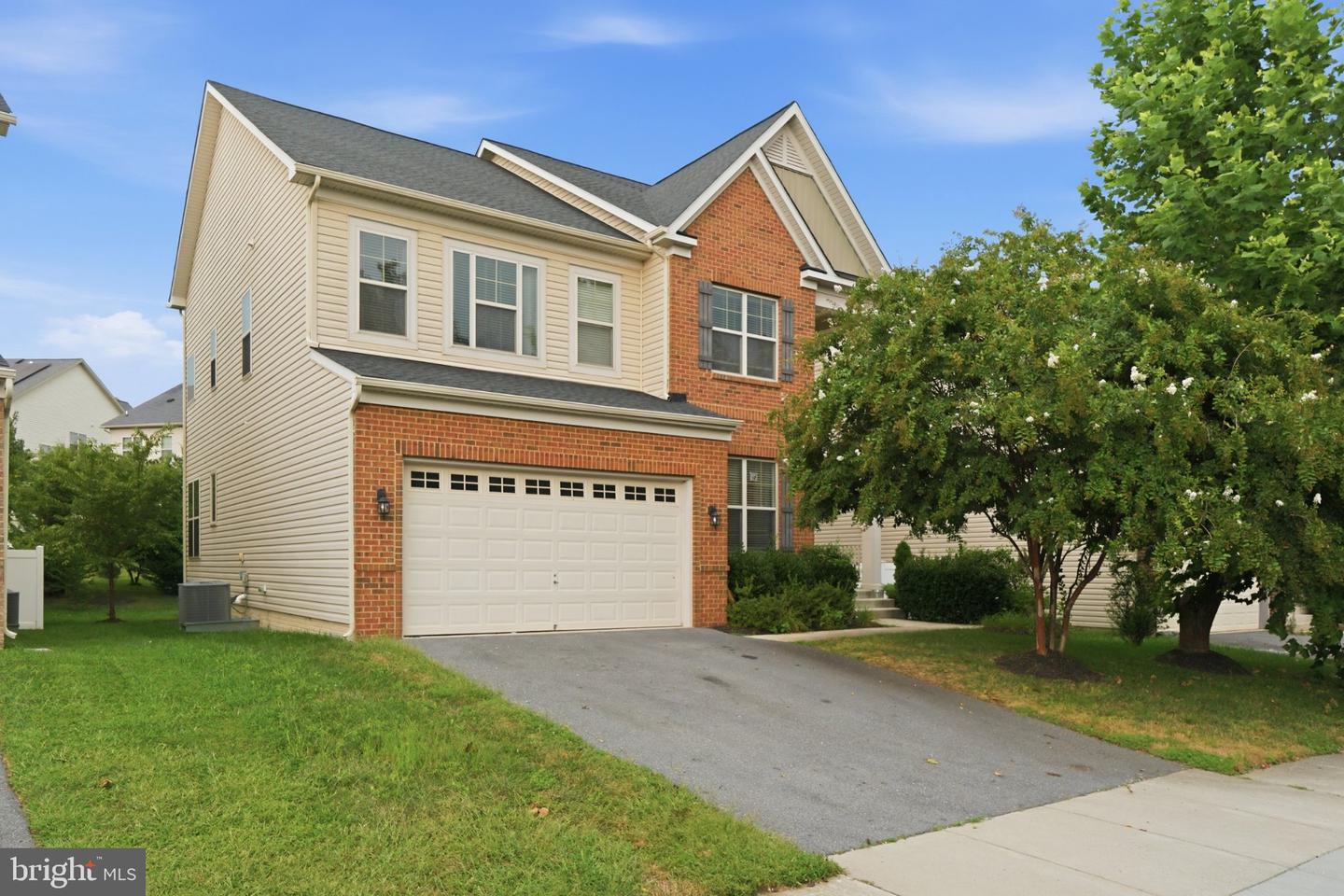9205 Glenarden Pkwy — photo