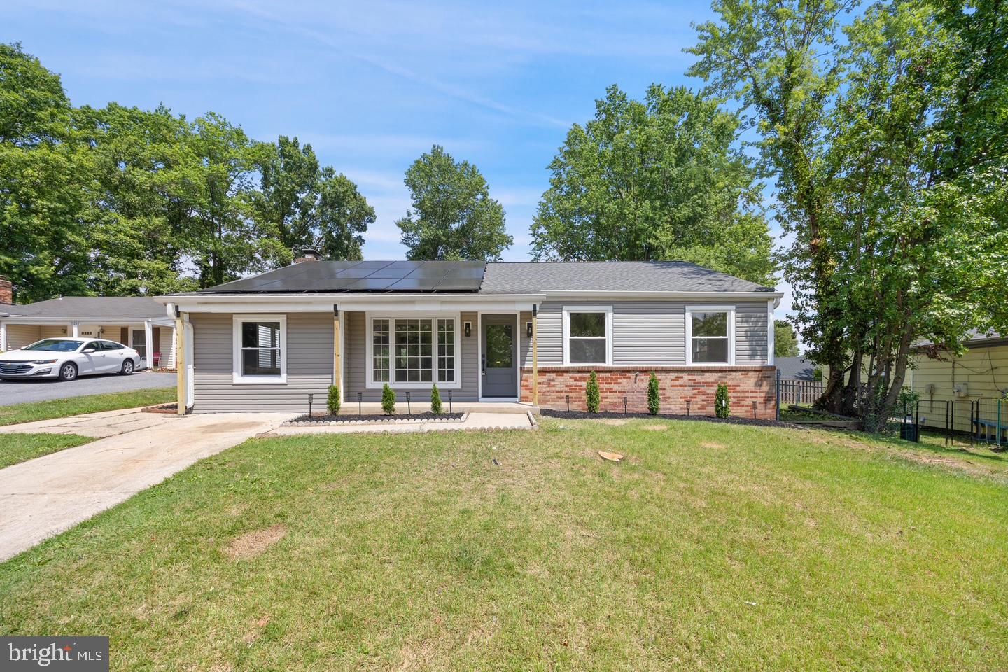 13203 Clarington Ct — photo