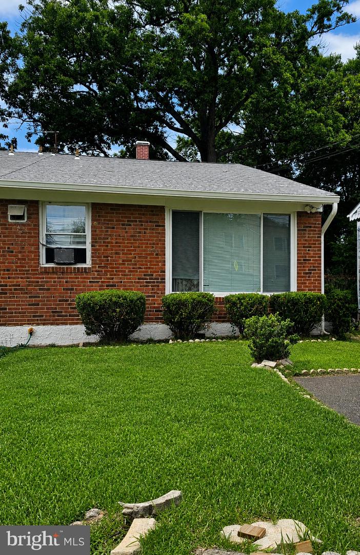 6312 Seat Pleasant Dr — photo
