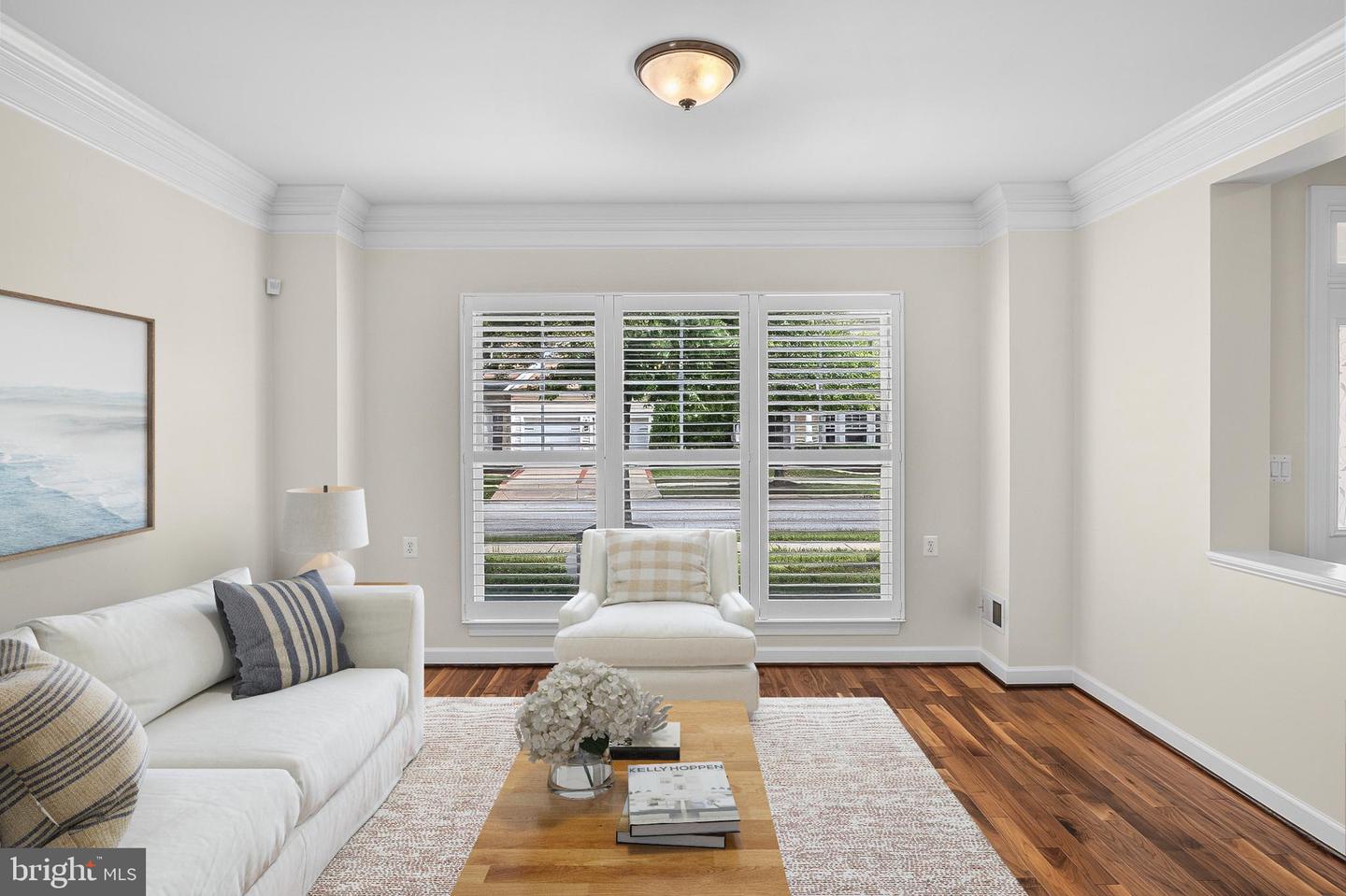 7408 Near Thicket Way — photo