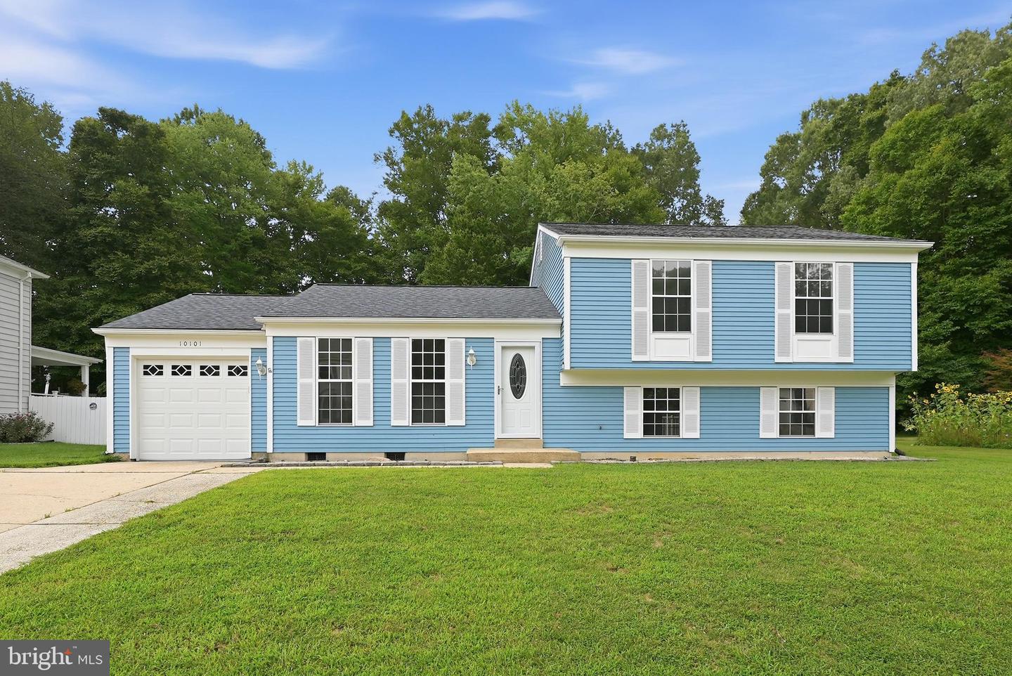 10101 Madronawood Dr — photo