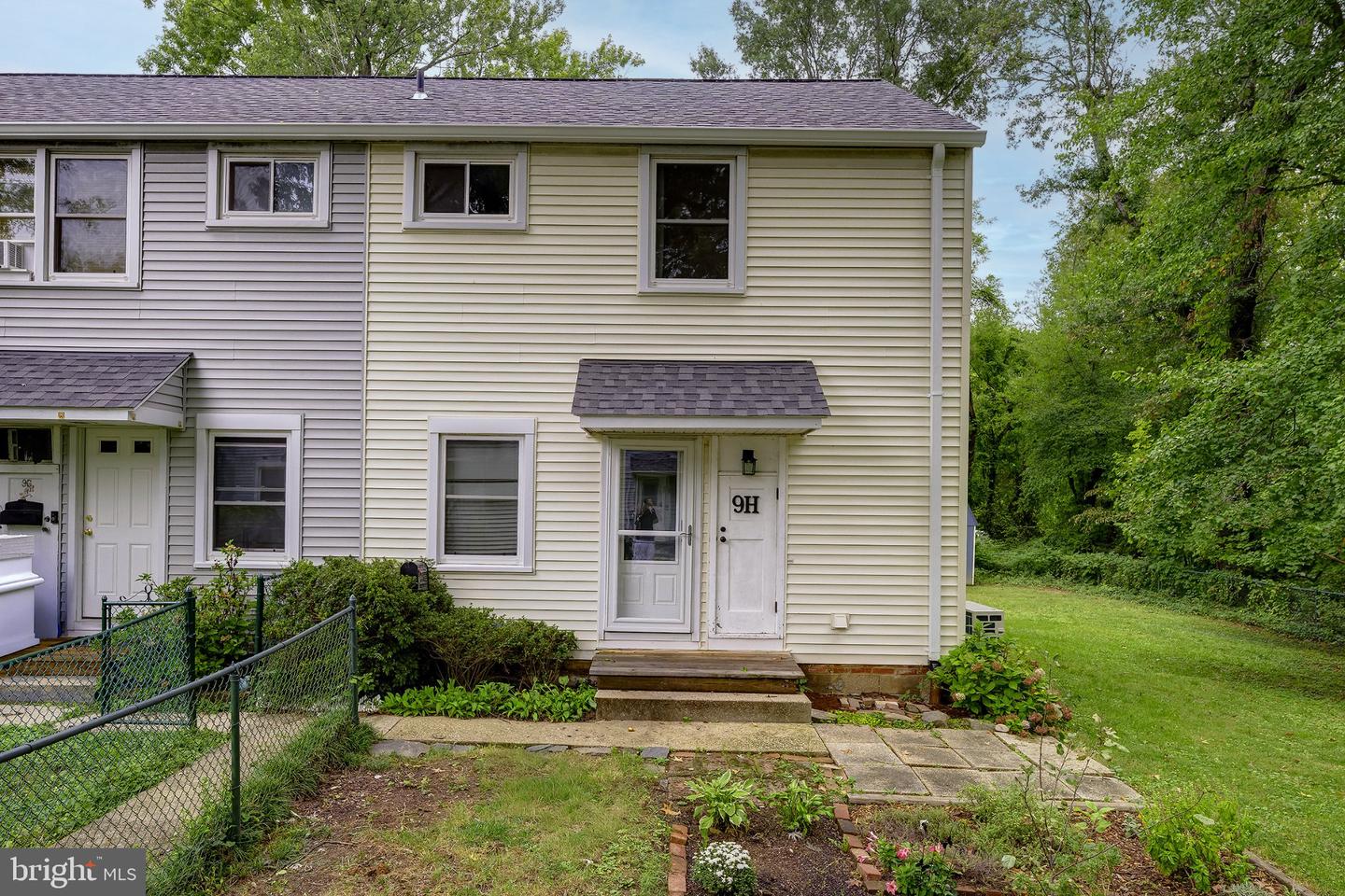 9-H Southway — photo