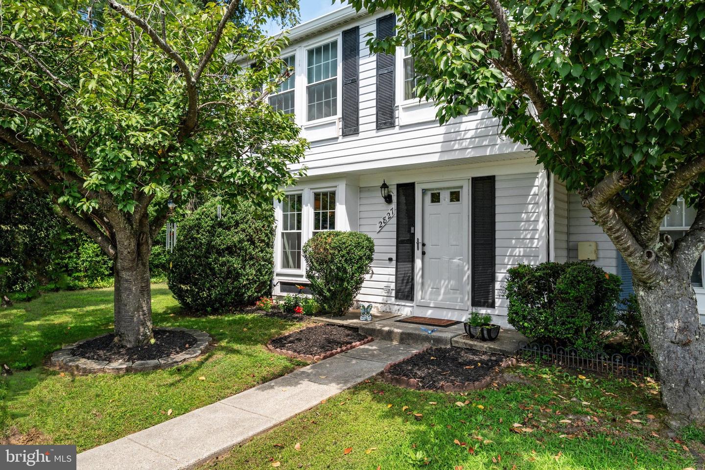 2827 Nomad Ct E — photo