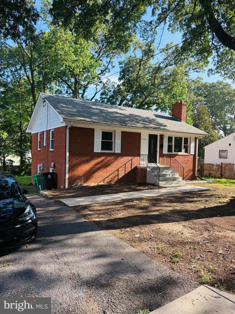 9359 Worrell Ave — photo