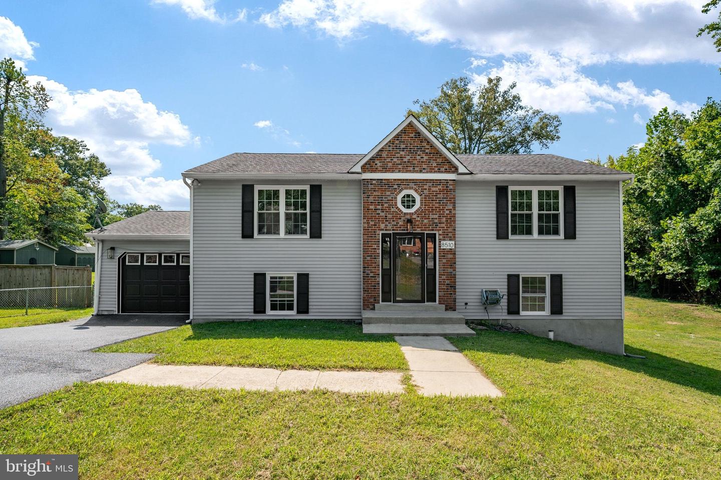 8510 SCHULTZ ROAD, CLINTON MD 20735 — photo 2
