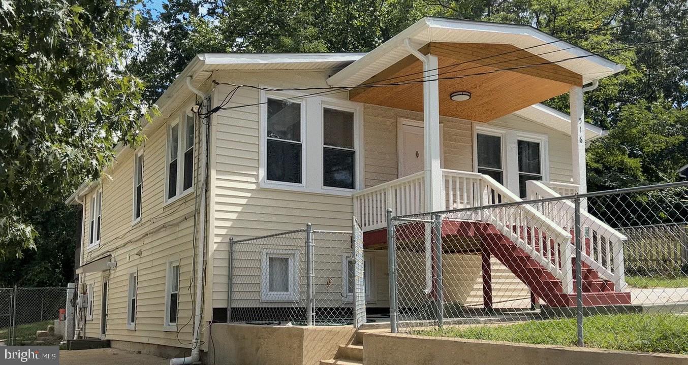 516 Mentor Ave — photo