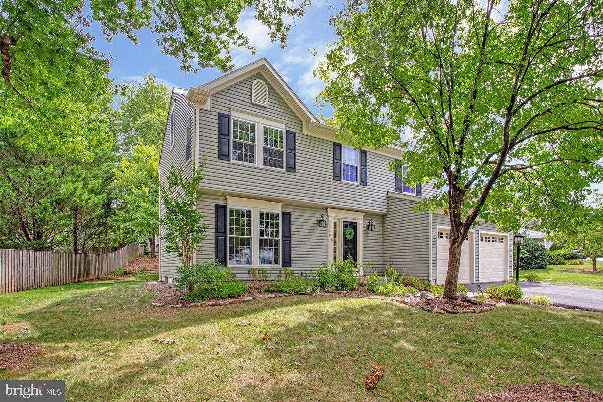 8401 Triple Crown Rd — photo