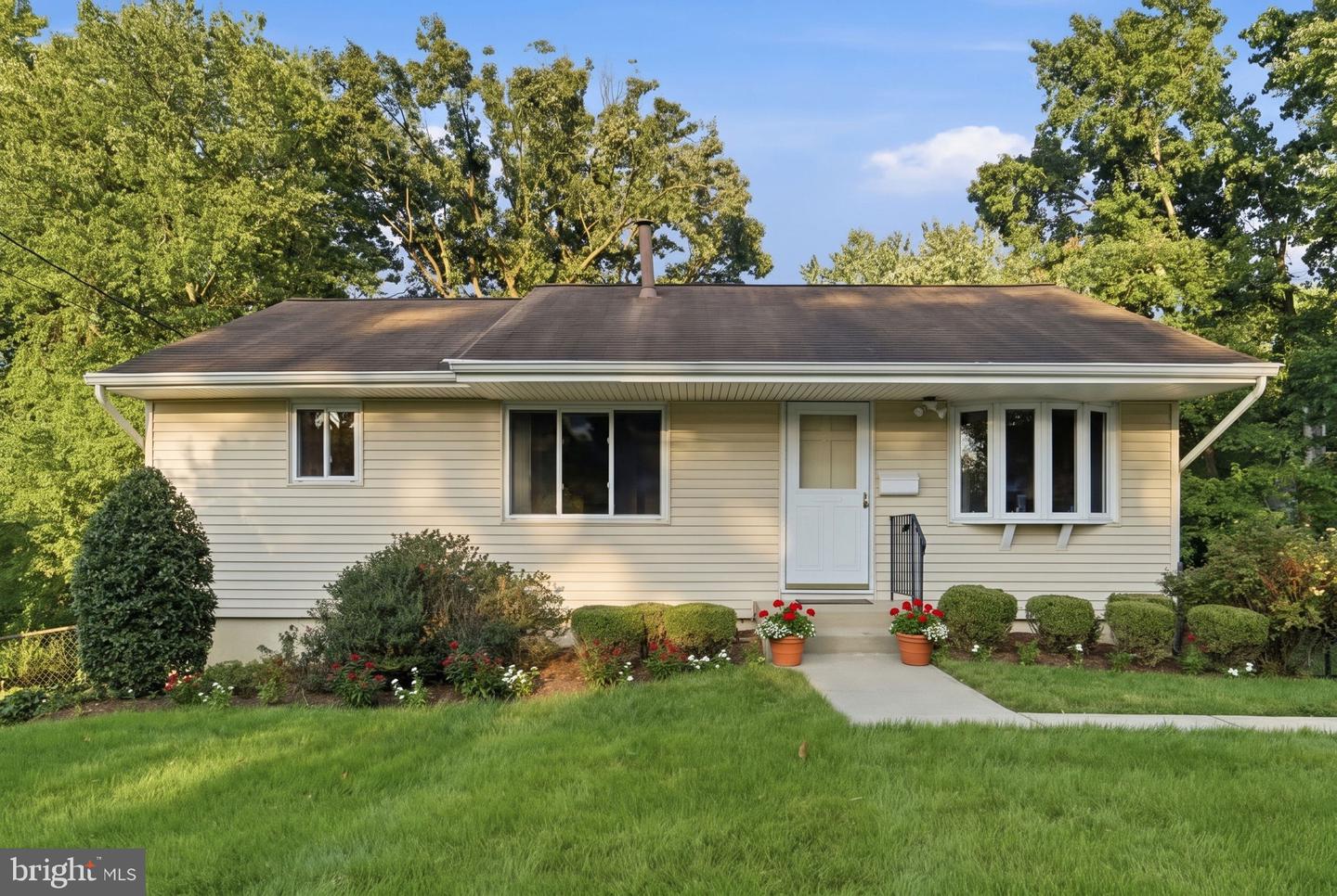 5607 Haddon Drive, Lanham, MD 20706 — photo 2