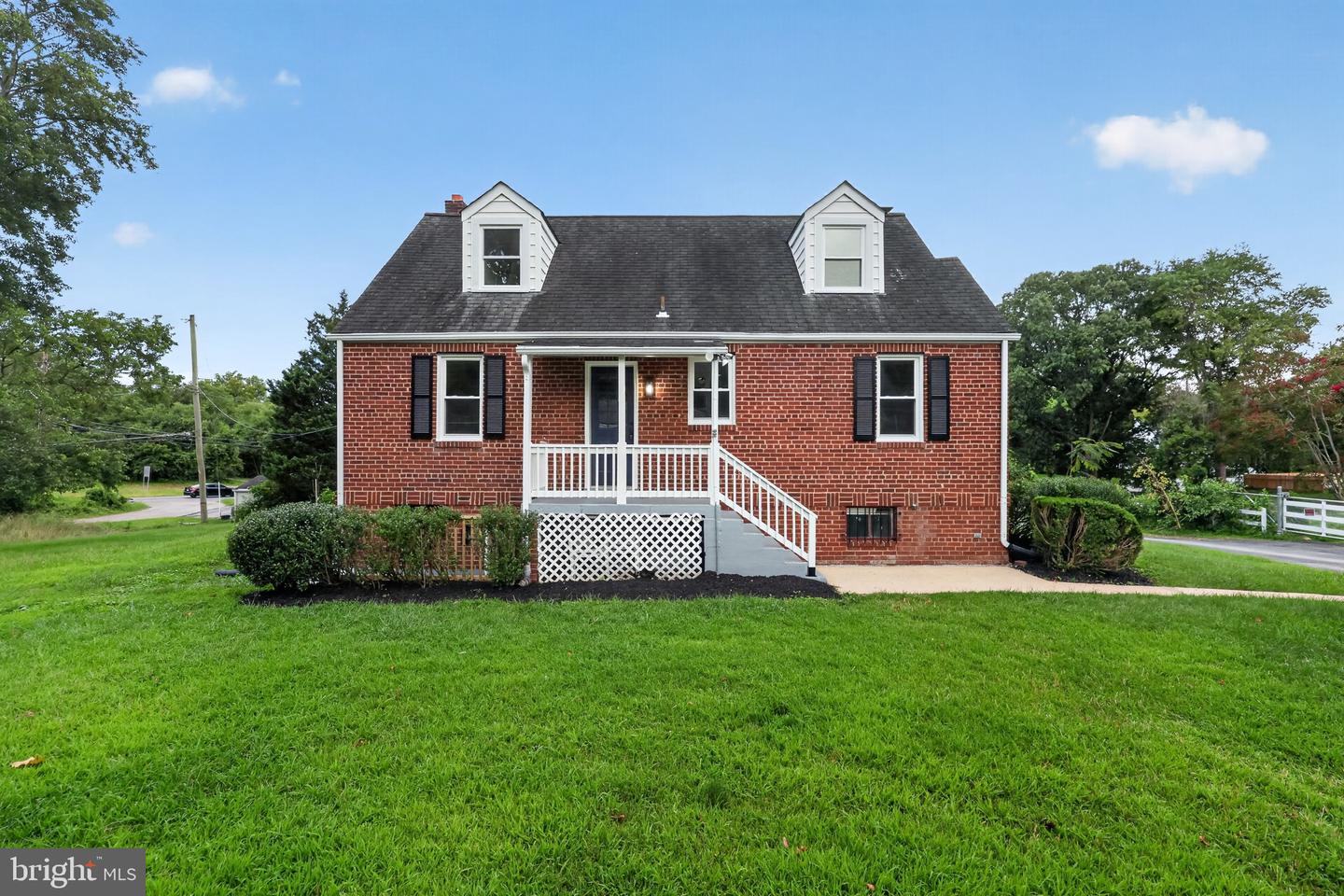 10904 Livingston Rd — photo