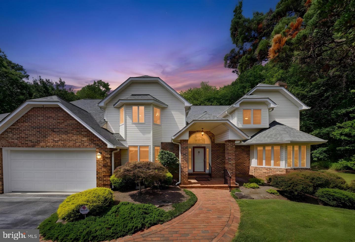13901 Mount Oak Ct — photo
