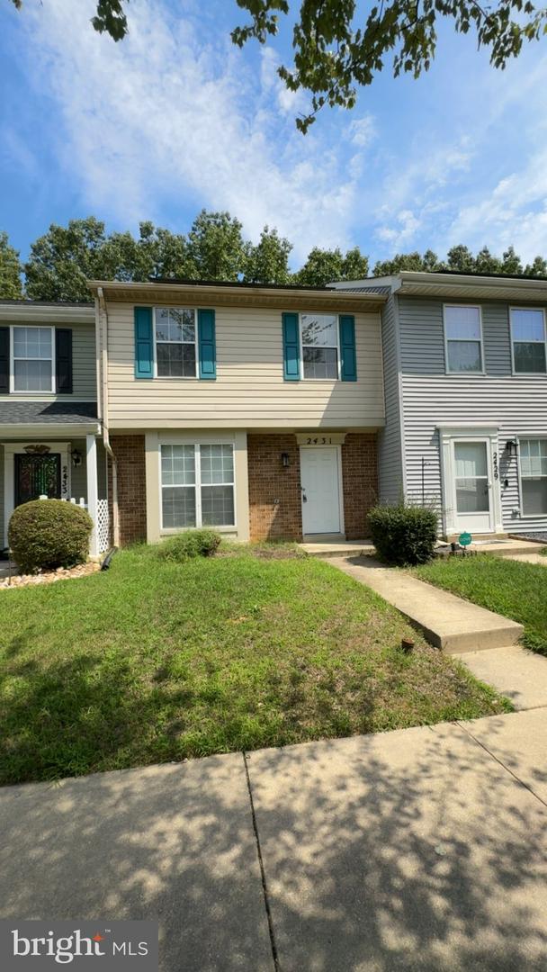 2431 W Rosecroft Village Cir — photo