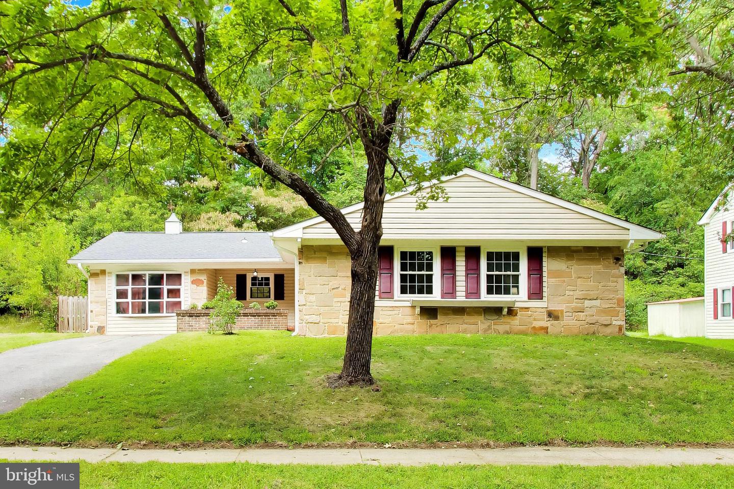 12208 Madeley Ln — photo
