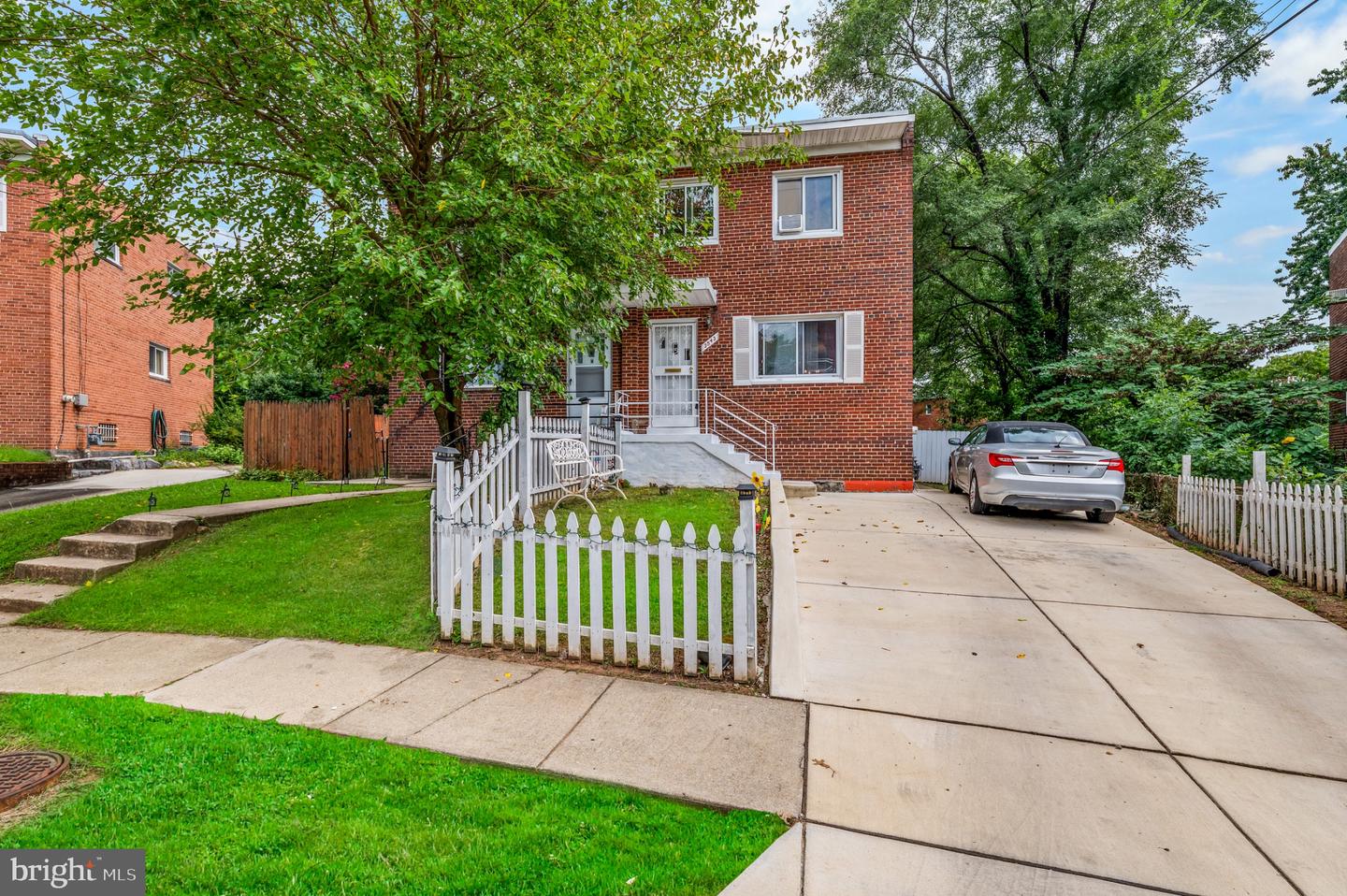 3543 Madison Pl — photo