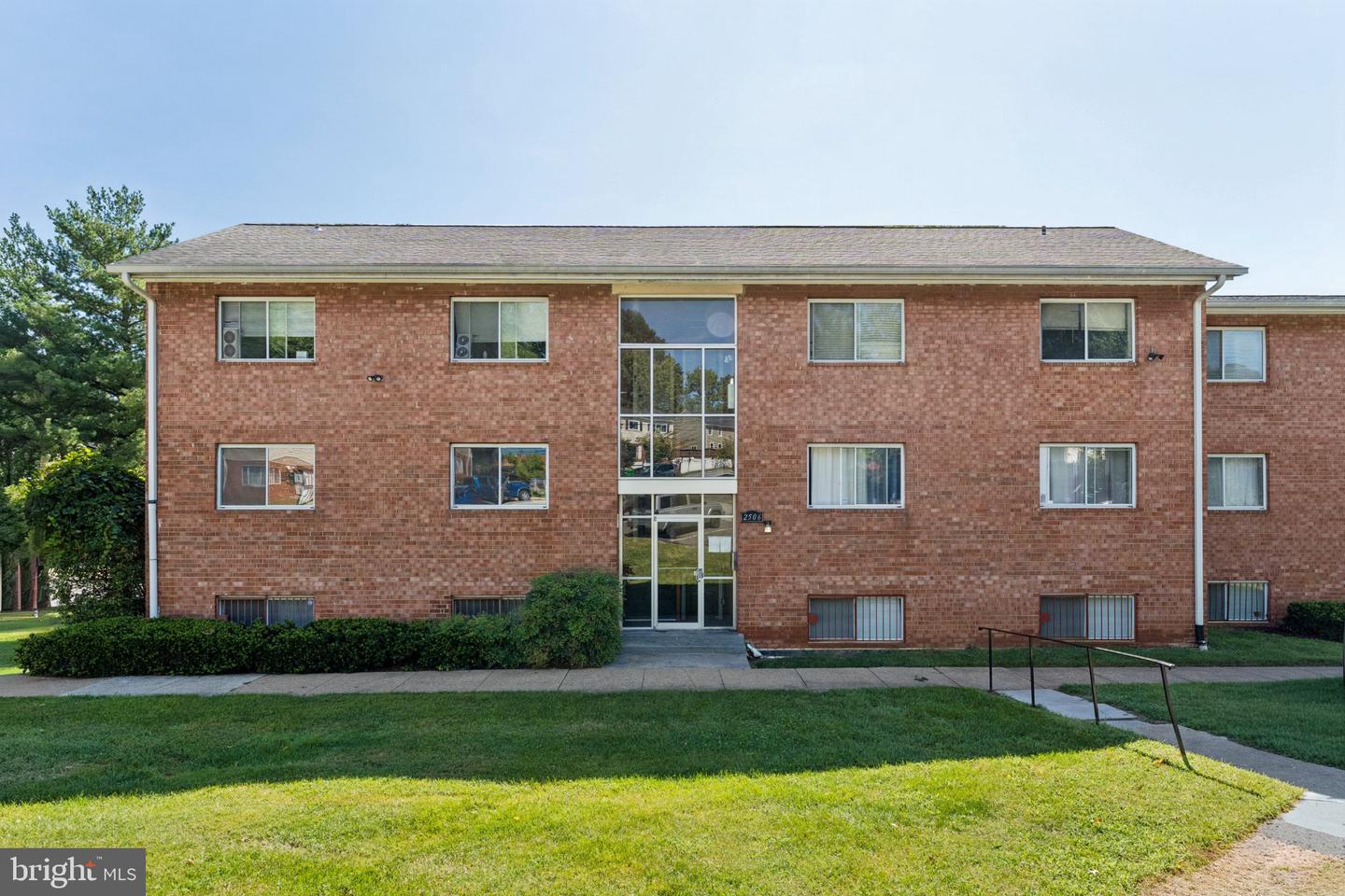 2506 Markham Ln #4 — photo