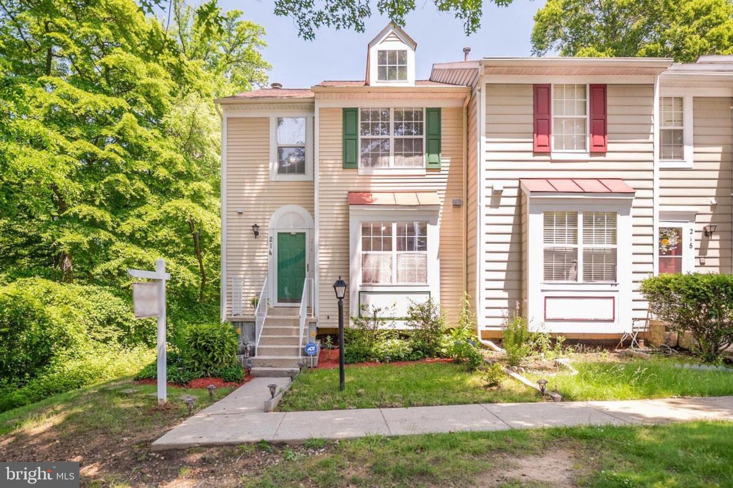 214 College Station Dr — photo