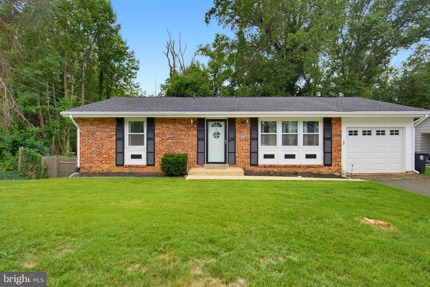 13011 Clarion Rd — photo