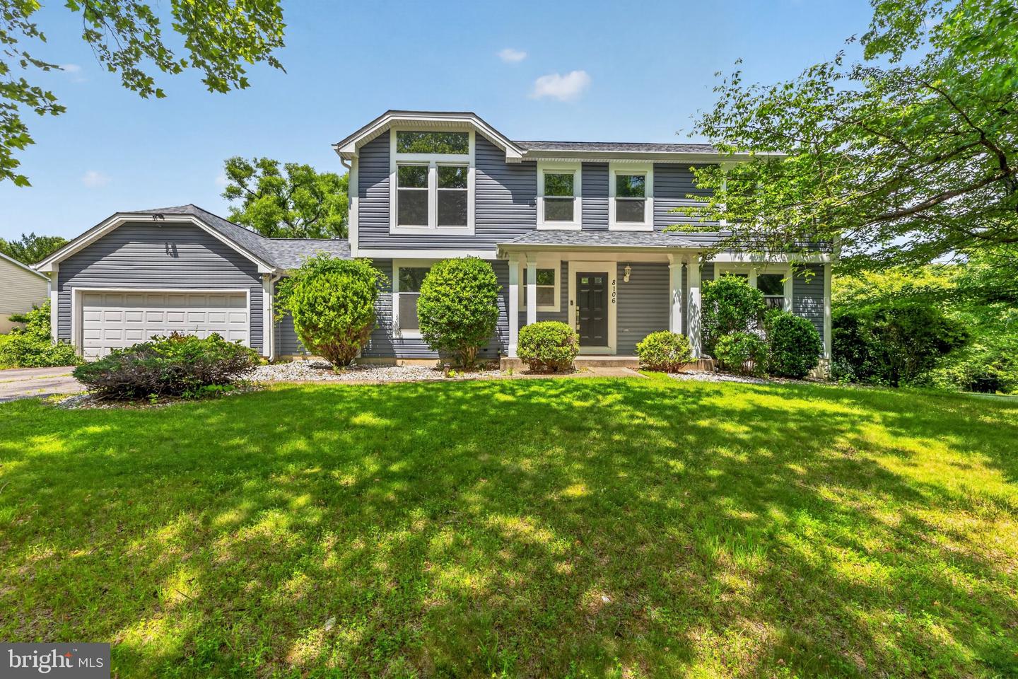 8106 Triple Crown Rd — photo