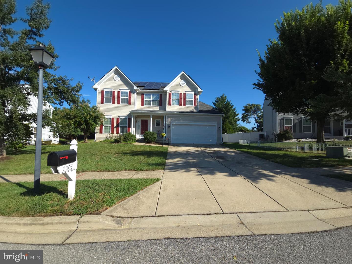 7003 Lanham Ln — photo