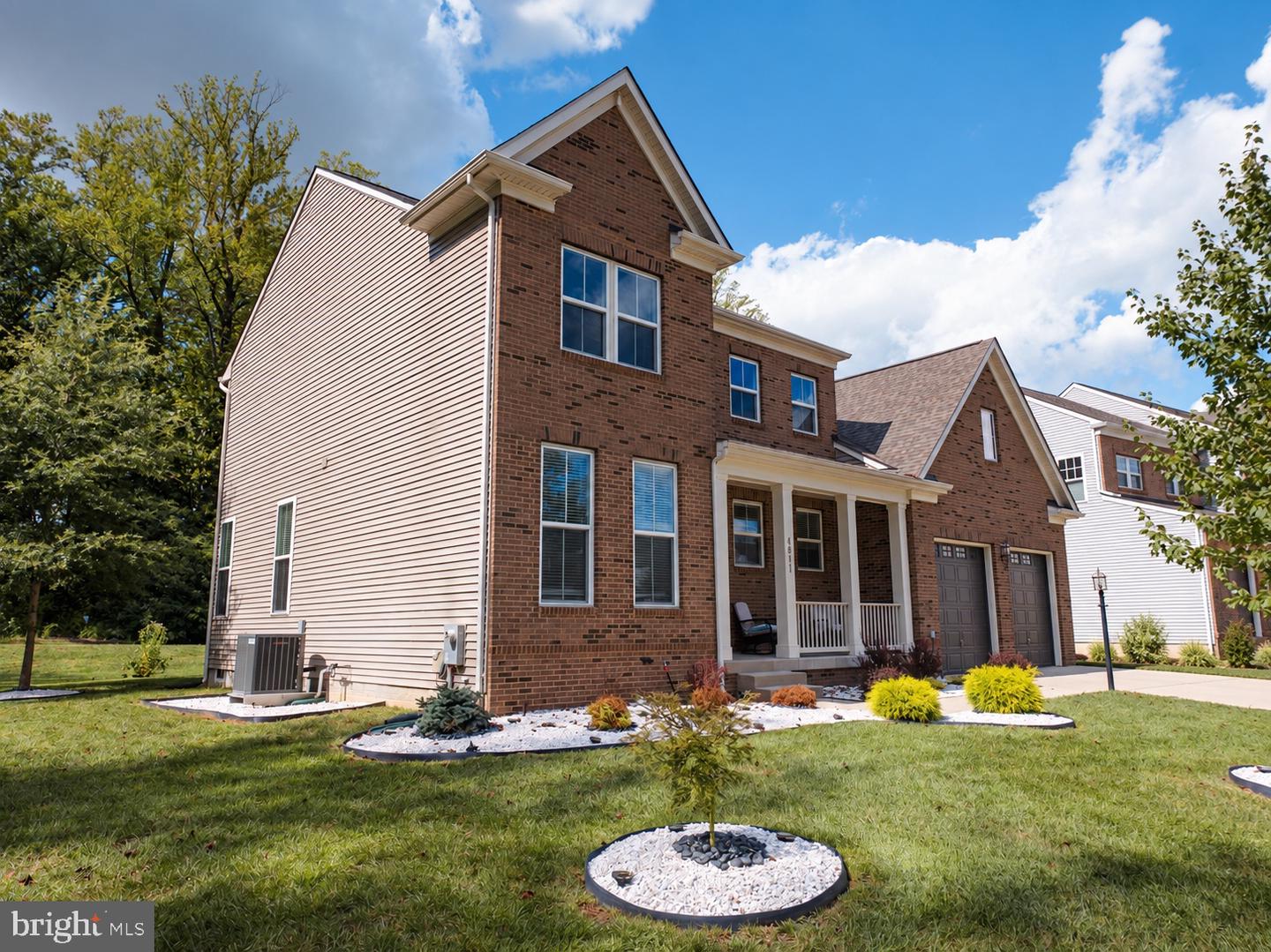 4811 Kingsford Manor Ct — photo