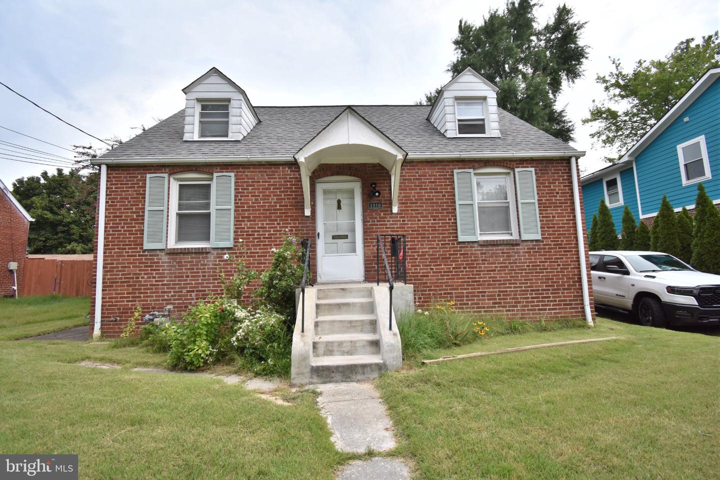 4910 Blackfoot Rd — photo