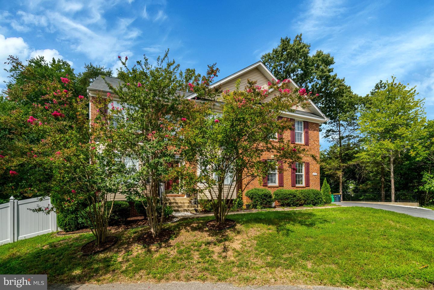 4905 Faith Crossing Ct — photo
