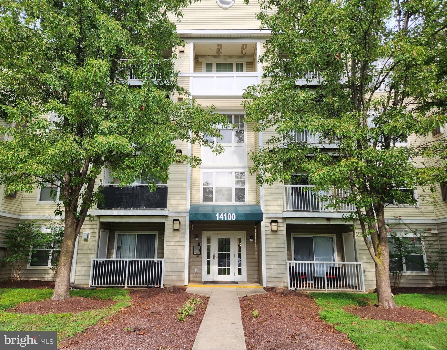 14100 Farnsworth Ln #2301 — photo