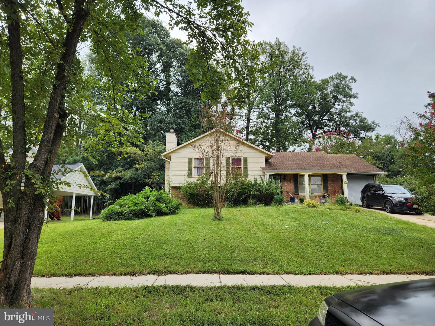 9901 Quiet Glen Ct — photo