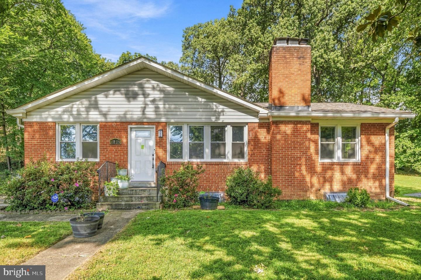4804 Henderson Rd — photo