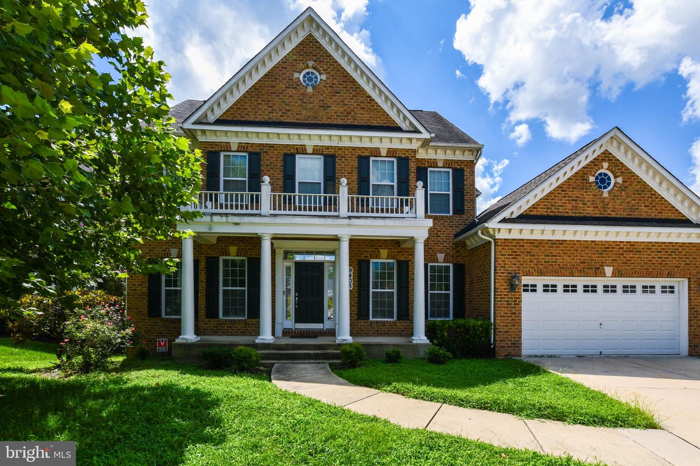 9405 Pirouette Ct — photo